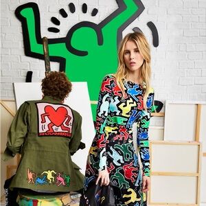 RARE Keith Haring x Alice + Olivia
Limited Edition Russo Parka Size Small